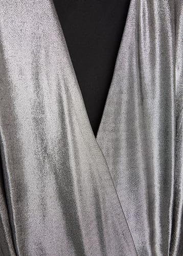 silver dress neck detail