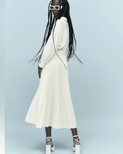 Плисирана рокля ZARA