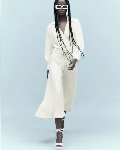 Плисирана рокля ZARA