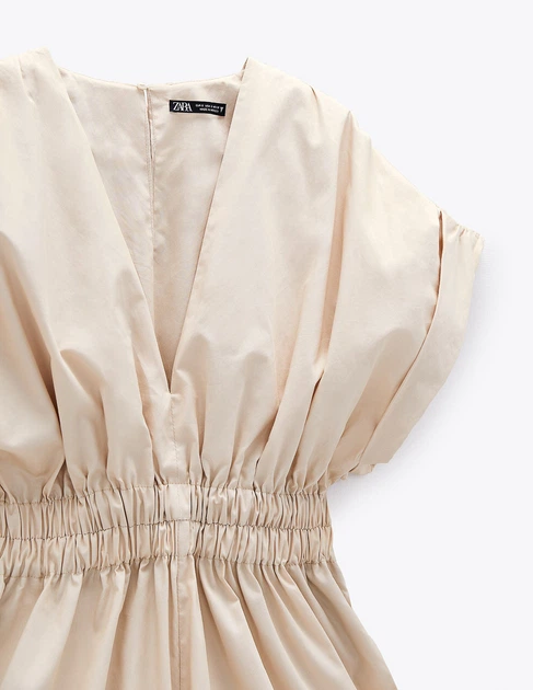 Κοντό ολόσωμο σορτς ZARA